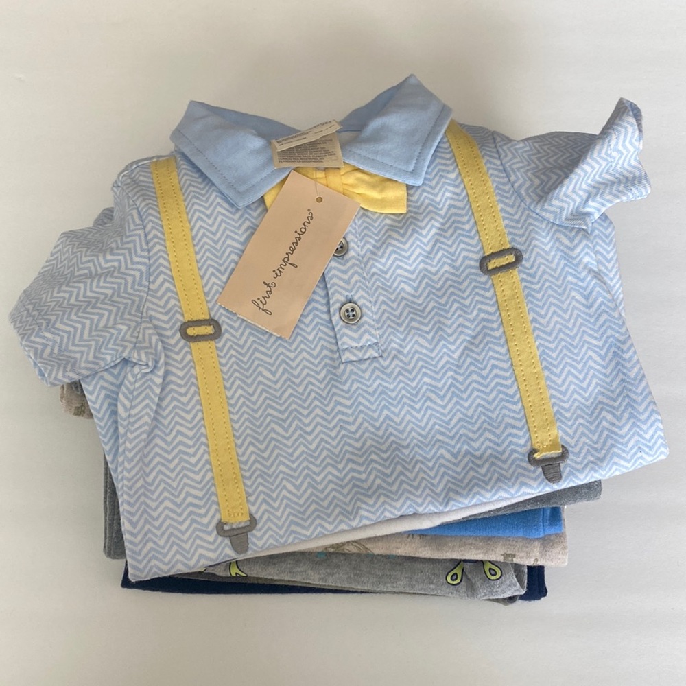 NWT! 8 Count Baby Onesie Bundle (3-6 m)